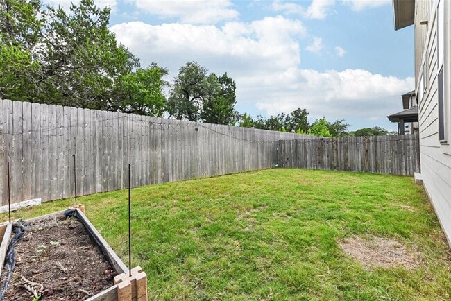 Building Photo - 164 MacArthur Dr