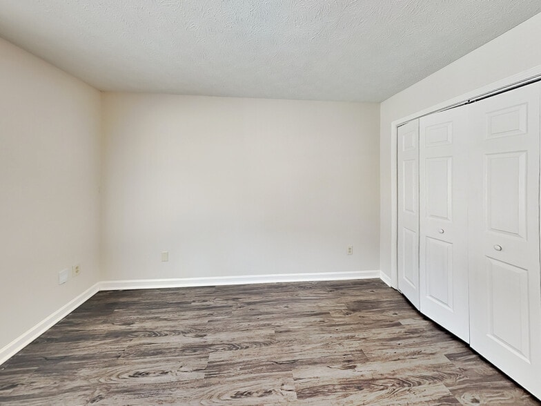 Building Photo - 65 Homeport Dr