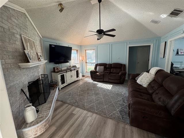Building Photo - 2412 Ridgestone Dr