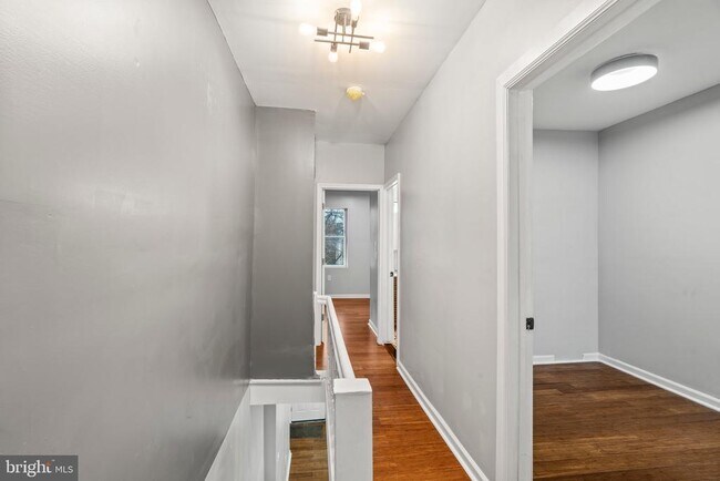 Building Photo - 2539 N Newkirk St