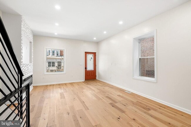 Building Photo - 29 N 54th St