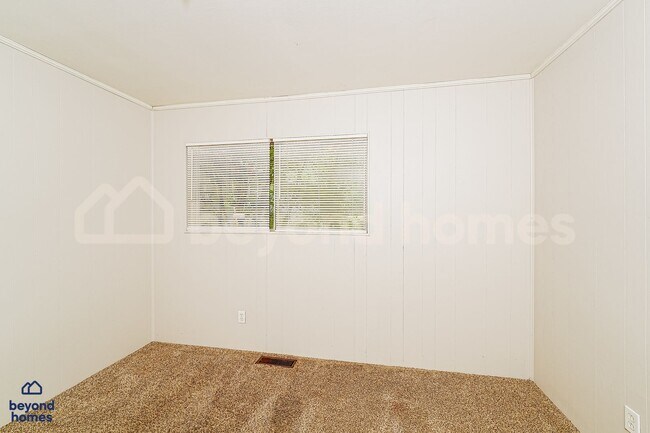 Building Photo - 1225 Birchwood St