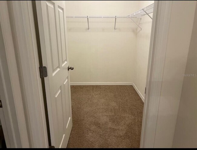 Building Photo - 390 Posadas Cir