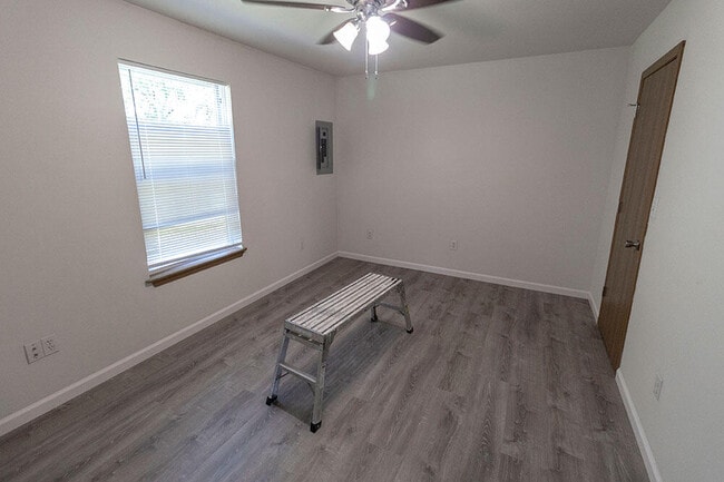 Building Photo - 1625 Bold Ruler Ct