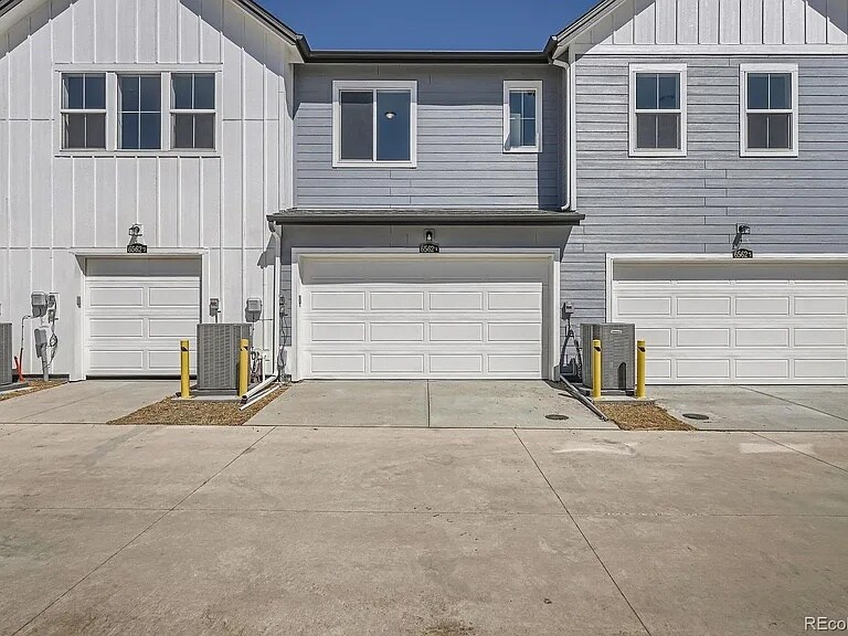 Building Photo - 6562 Arbor Blvd E