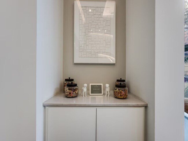 Building Photo - Now Leasing: 1 Month Free on Select Homes