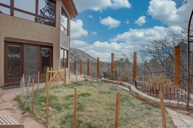 Building Photo - 4760 Lariat Dr