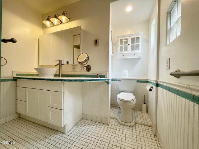 Building Photo - 240 N Surfside Dr