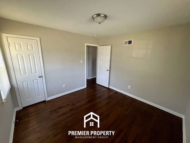 Building Photo - Charming 3BR/1.5BA Whitehaven Home | Low-Maintenance Tile Floors & Huge Fenced Yard