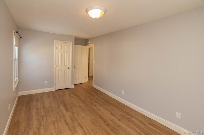 Building Photo - 35 Hudson Terrace