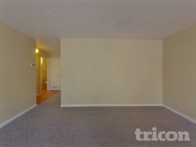 Building Photo - 1965 Windsor Way