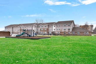 Building Photo - Parker Glen