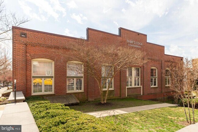 Building Photo - 844-46 N 29th St