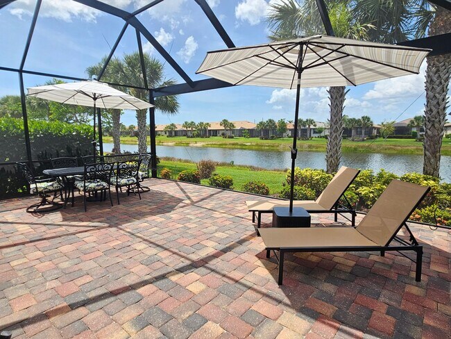 Building Photo - Annual Furnished 2 Bedroom 2 Bathroom with a Flex Room in Island Walk!
