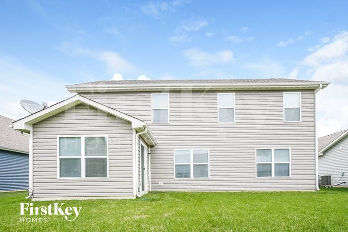 Building Photo - 15193 Silvercharm Dr
