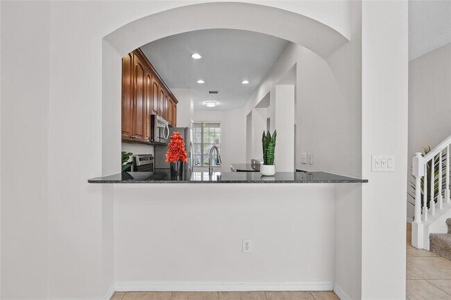 Building Photo - 14055 Waterville Cir