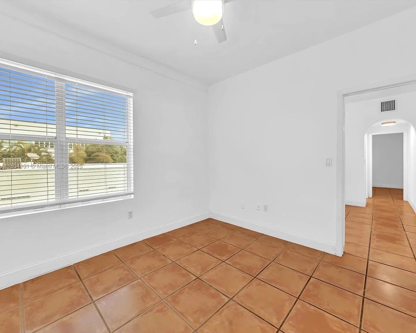 Building Photo - 1218 Drexel Ave