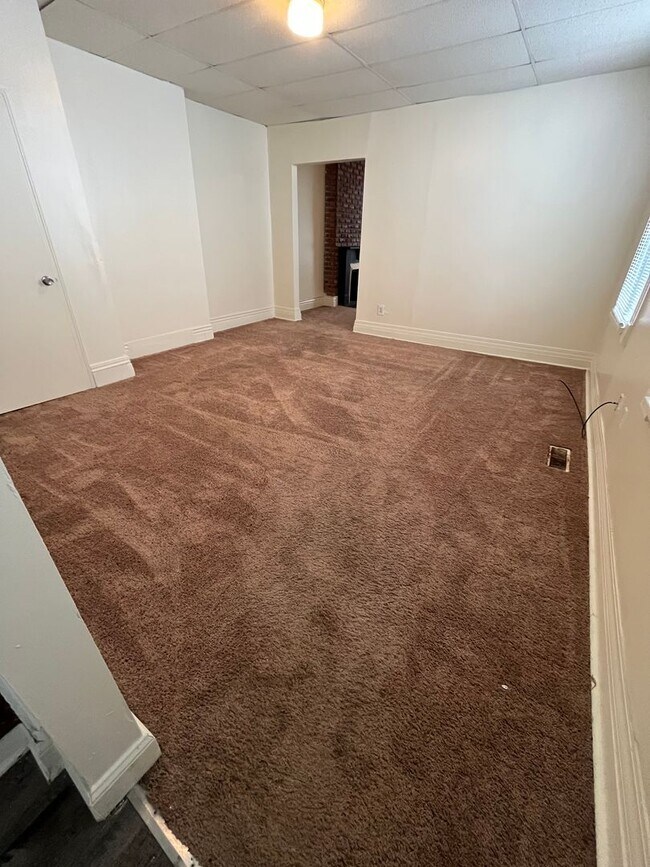 Building Photo - 1031 Euclid