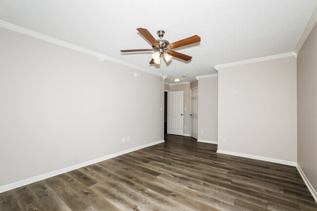 Building Photo - 9803 Trail Dr