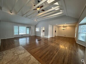 Building Photo - {10240}  Renovated Home in Cherry Hills+ H...
