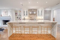 Building Photo - 5379 Trentham Dr