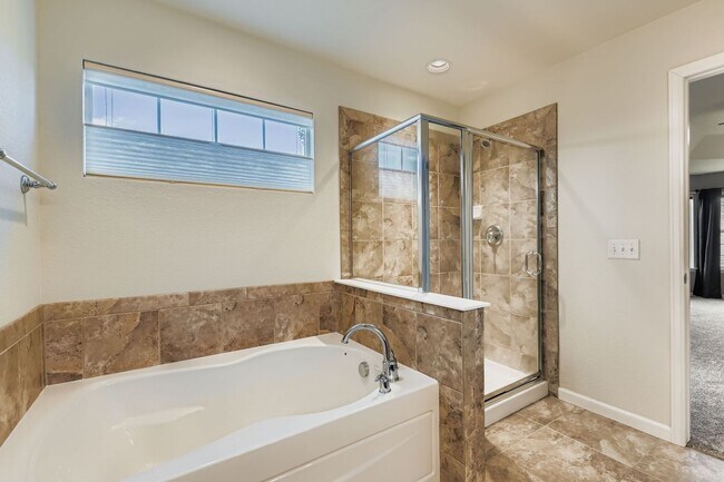 Building Photo - Beautiful 5 Bedroom Home for Rent in Anthem Community