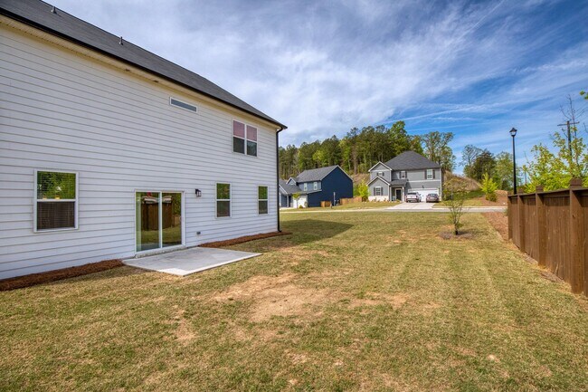 Building Photo - Minutes to Downtown Dawsonville, Rock Creek Park & More—Welcome Home