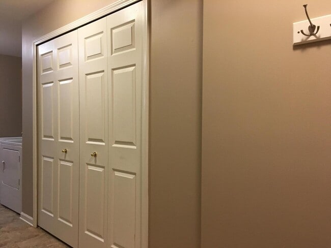 Building Photo - 20209 Chesapeake Cir