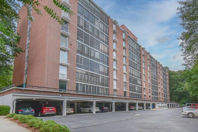 Building Photo - 130 26th St NW