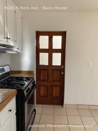 Building Photo - 608 N Rios Ave