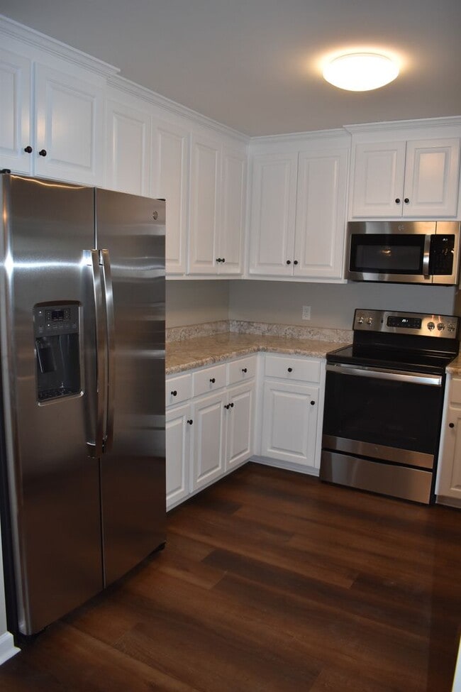 Building Photo - Woodland Park Townhomes, Enterprise,AL