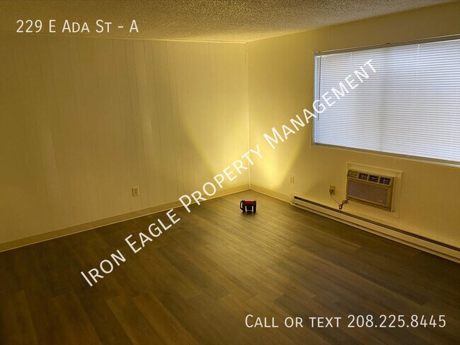 Building Photo - 229 E Ada St
