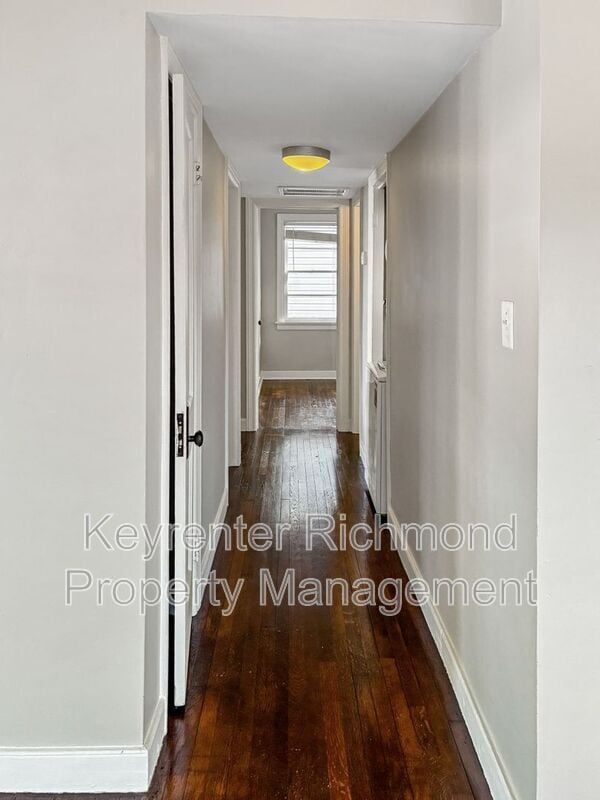 Building Photo - 1005 E Brookland Park Blvd