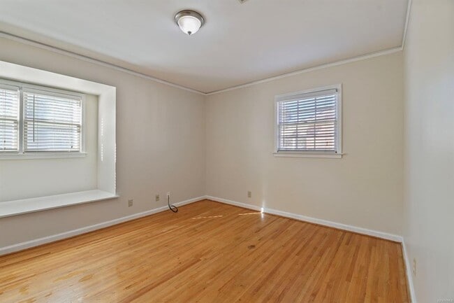 Building Photo - 839 Greg Dr