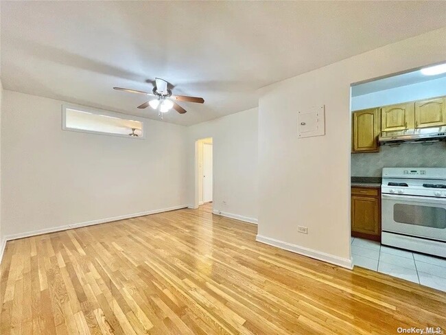 Primary Photo - 108-49 63rd Ave