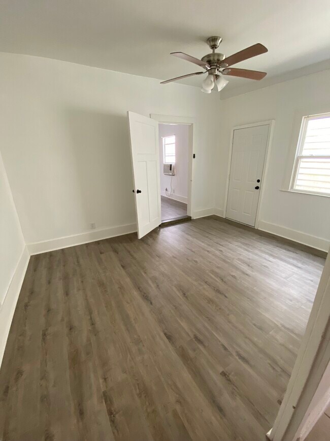 Building Photo - 7435 Garfield St