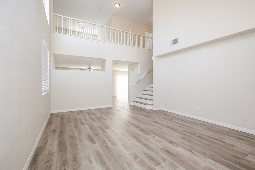 Building Photo - 4137 Catalan Sails Ave