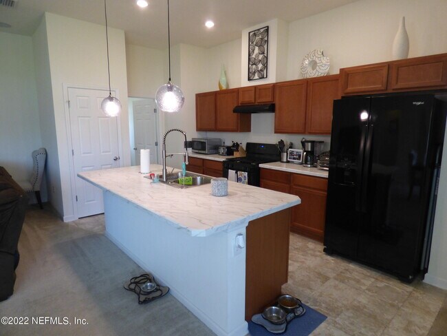 Building Photo - 313 Bluejack Ln