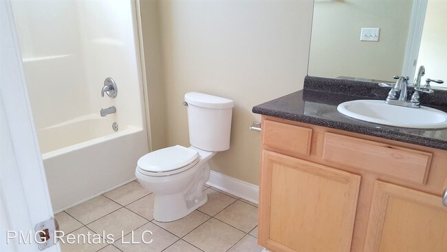 Building Photo - 4988 Burkhalter Rd