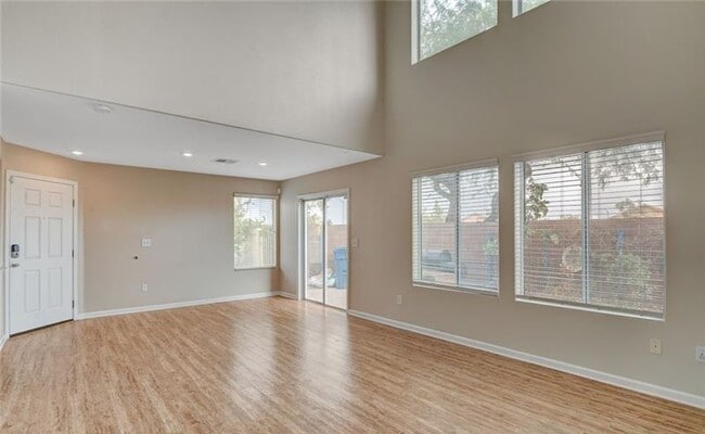 Building Photo - 8008 Dardanelle Valley St