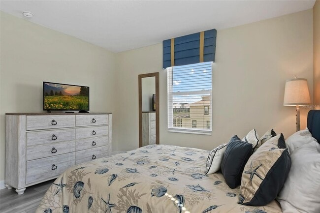 Building Photo - 485 Ocean Course Ave