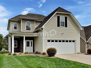 Building Photo - 1935 Shillington Dr