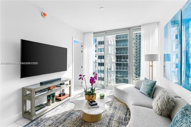 Building Photo - 700 NE 26th Terrace