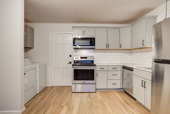 Building Photo - Fully updated 2/1 In Levelland!