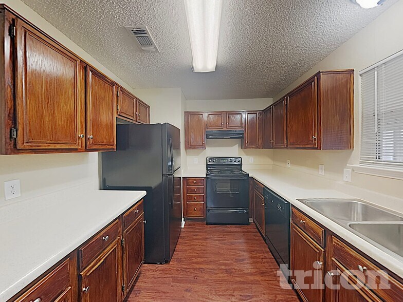 Building Photo - 2087 Palomino Trail