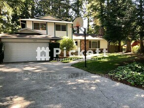 Building Photo - 7293 Pheasant Cir NE