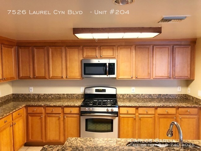 Building Photo - 7526 Laurel Canyon Blvd