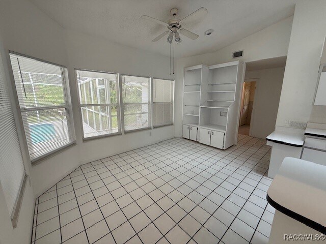 Building Photo - 69 Sycamore Cir