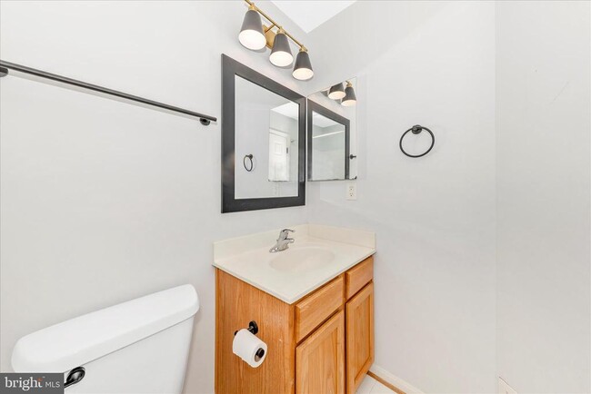 Building Photo - 1812 Reading Ct