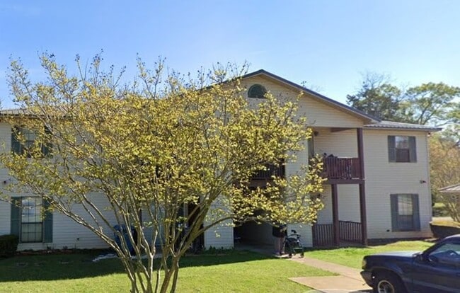 Building Photo - 1 Ivy St